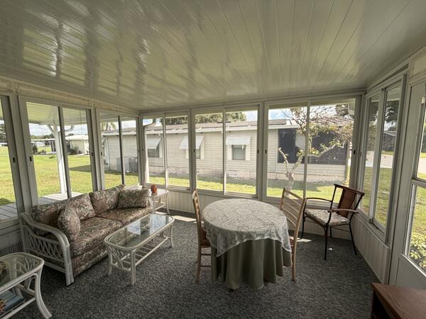 403 Tennis Lane a Winter Haven, FL Mobile or Manufactured Home for Sale